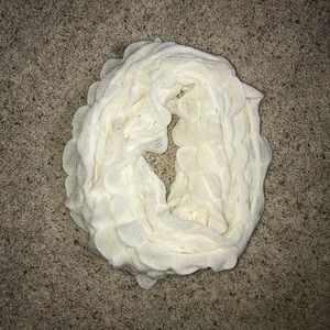 CREAM RUFFLED INFINITY SCARF